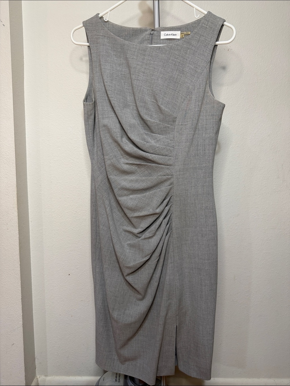 Calvin Klein Light Gray Sleeveless Ruched Midi Sheath Dress